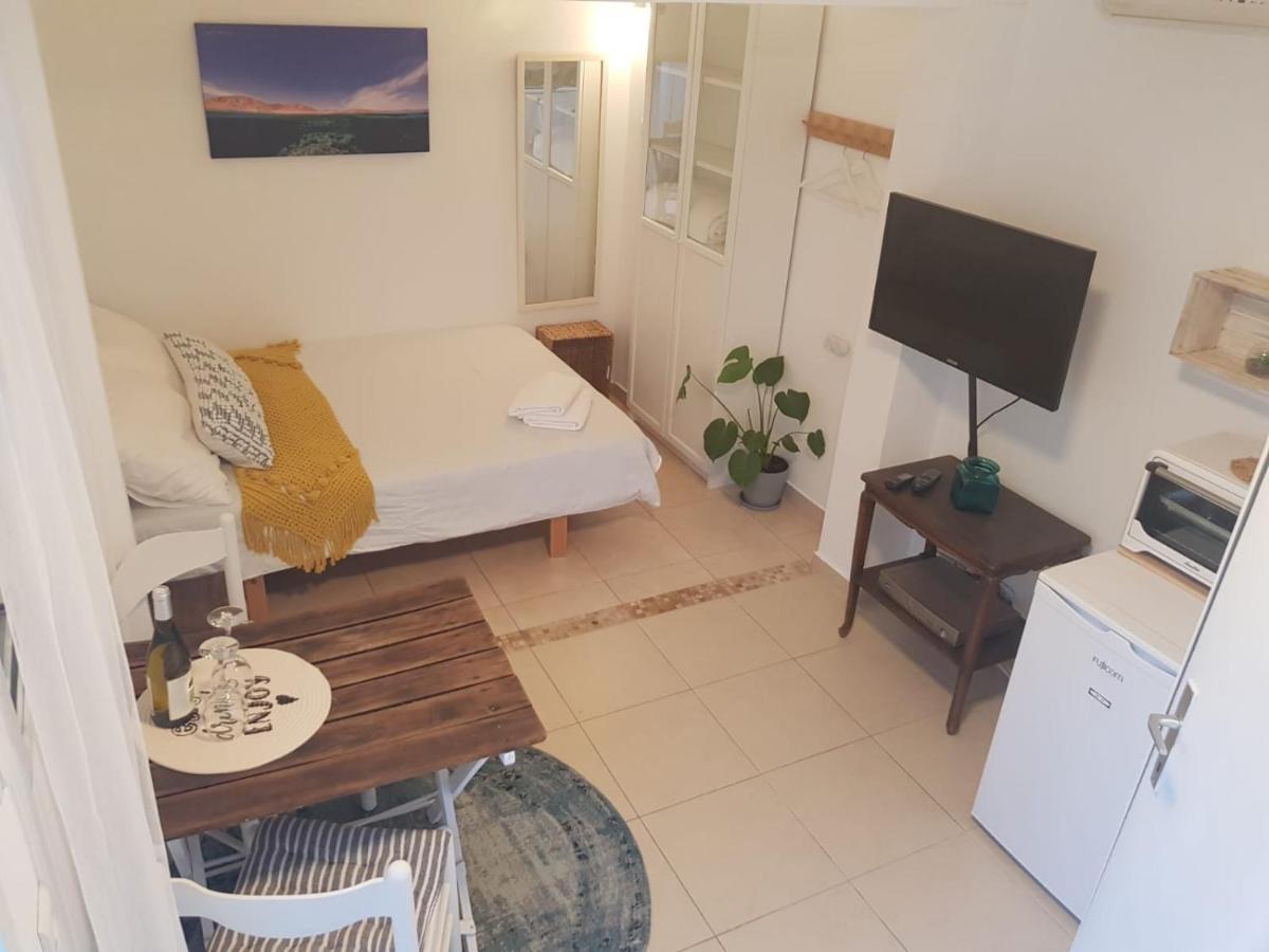 כרמונ'ס פטיו - Carmona'S Patio Lägenhet Eilat Exteriör bild