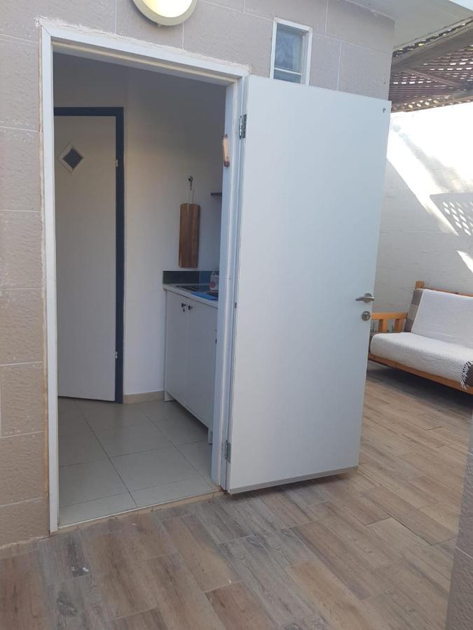 כרמונ'ס פטיו - Carmona'S Patio Lägenhet Eilat Exteriör bild